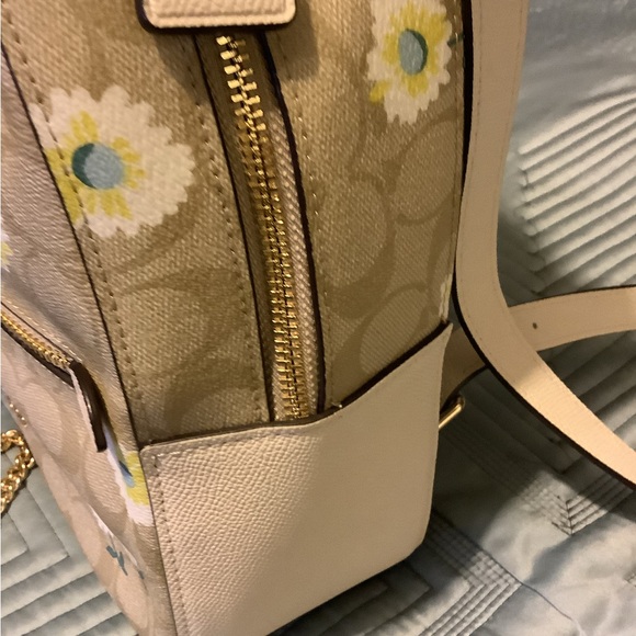 New Coach Jordyn Backpack & Wallet Daisy Canvas Print - Picture 11 of 16